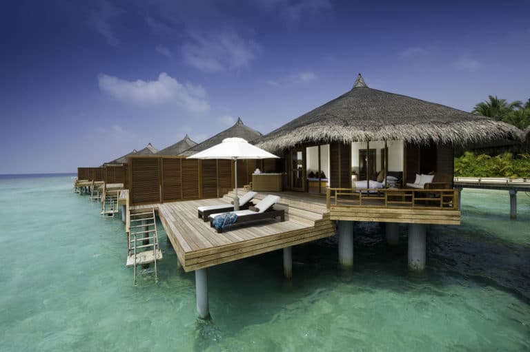Malediven Kuramathi Maldives Resort Wasservilla