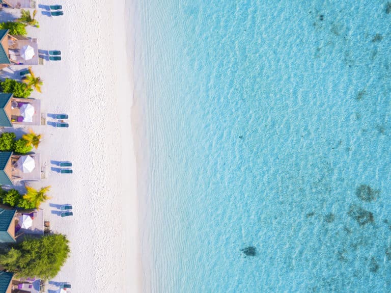 Malediven Meeru Island Resort Spa Beach Villa Jacuzzi